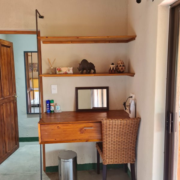 Bedroom vanity